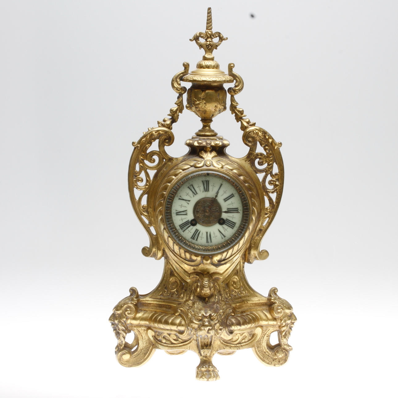 BORDSUR, förgyllt brons, Frankrike, 1800-talets slut.