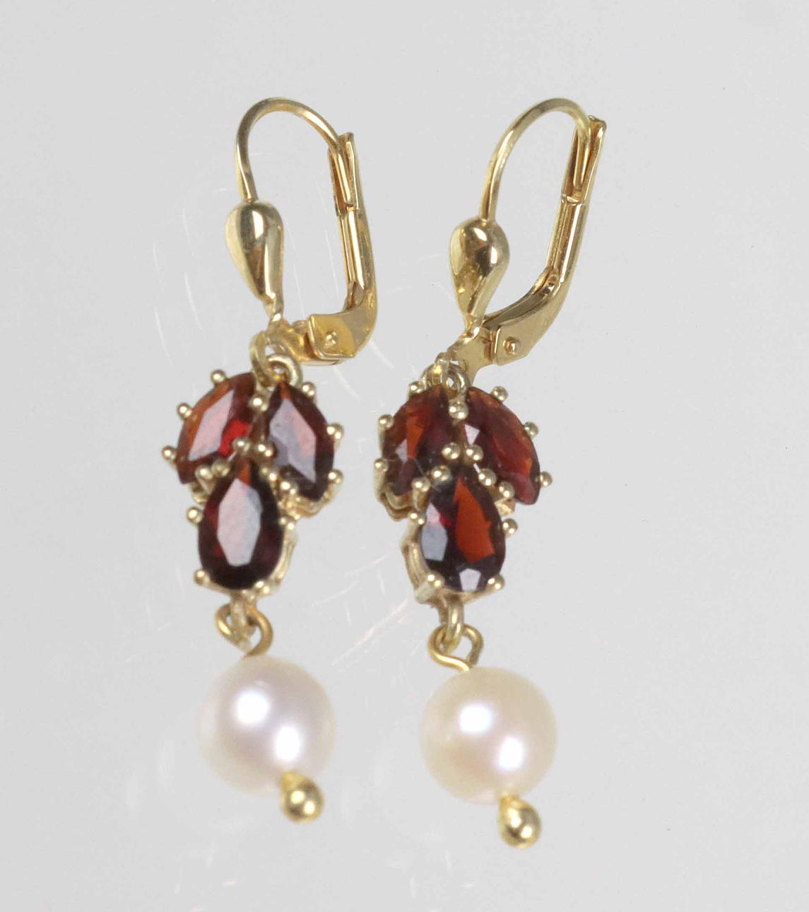 GRANAT PERL OHRRINGE, GOLD 333.