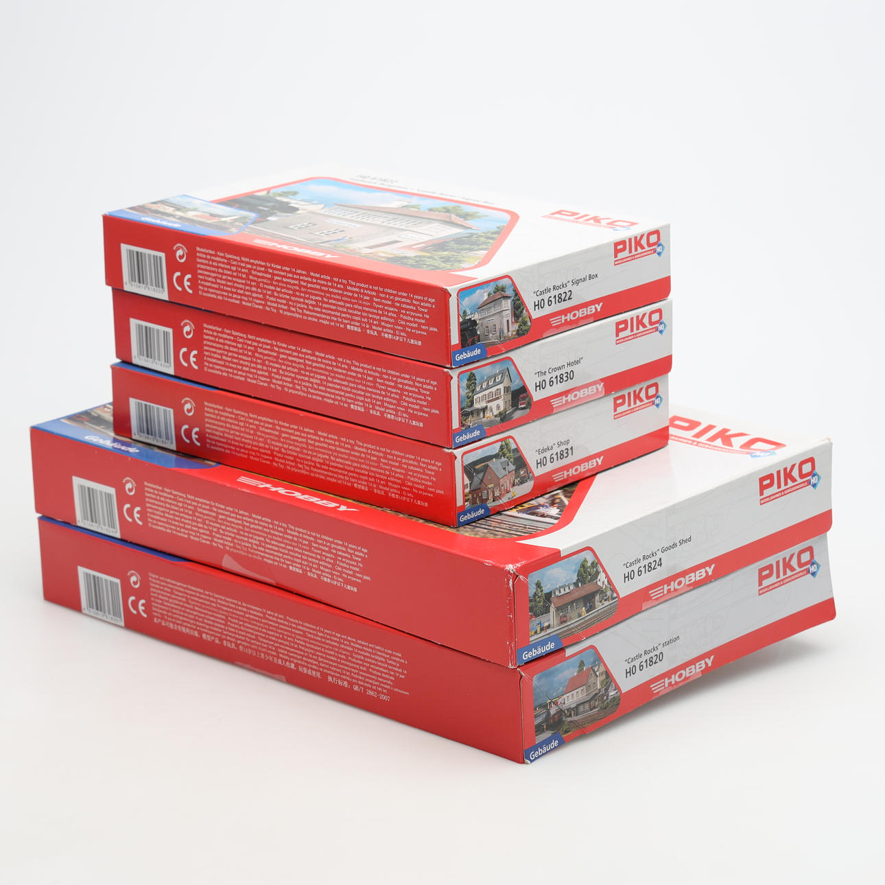 MODEL BUILDING KITS 5 pieces Piko.