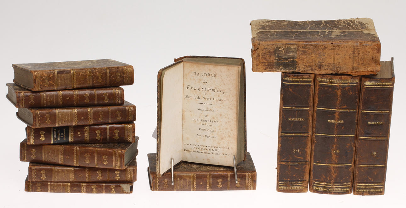 BÖCKER, bland annat C Warg Hjelpreda i hushållningen../.. 12e upplagan samt Historisk handbok för fruntimmer.