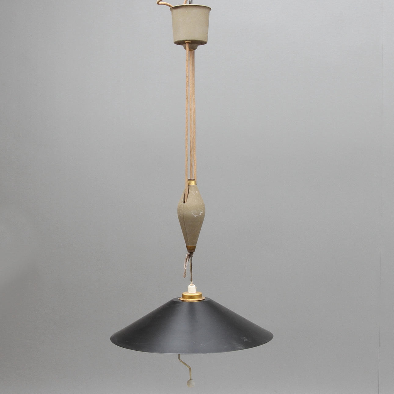 TAKLAMPA, Nordiska Kompaniet, omkring 1900-talets mitt.