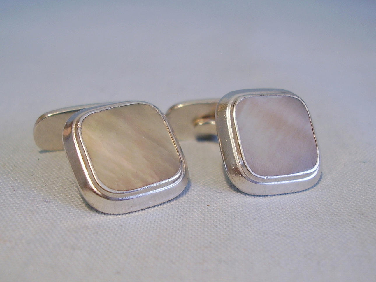 ART DECO MANSCHETTKNAPPAR silver 835 med pärlemor.