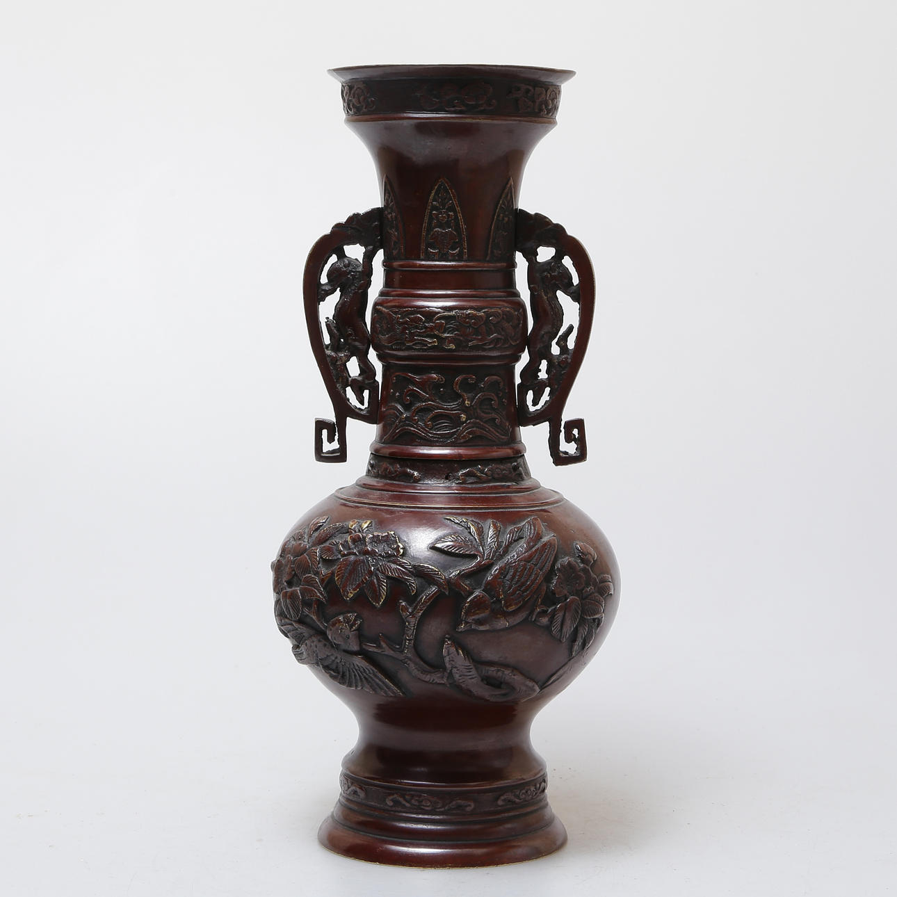 BRONZE VASE, JAPAN, 18./20. ÅRHUNDREDE.