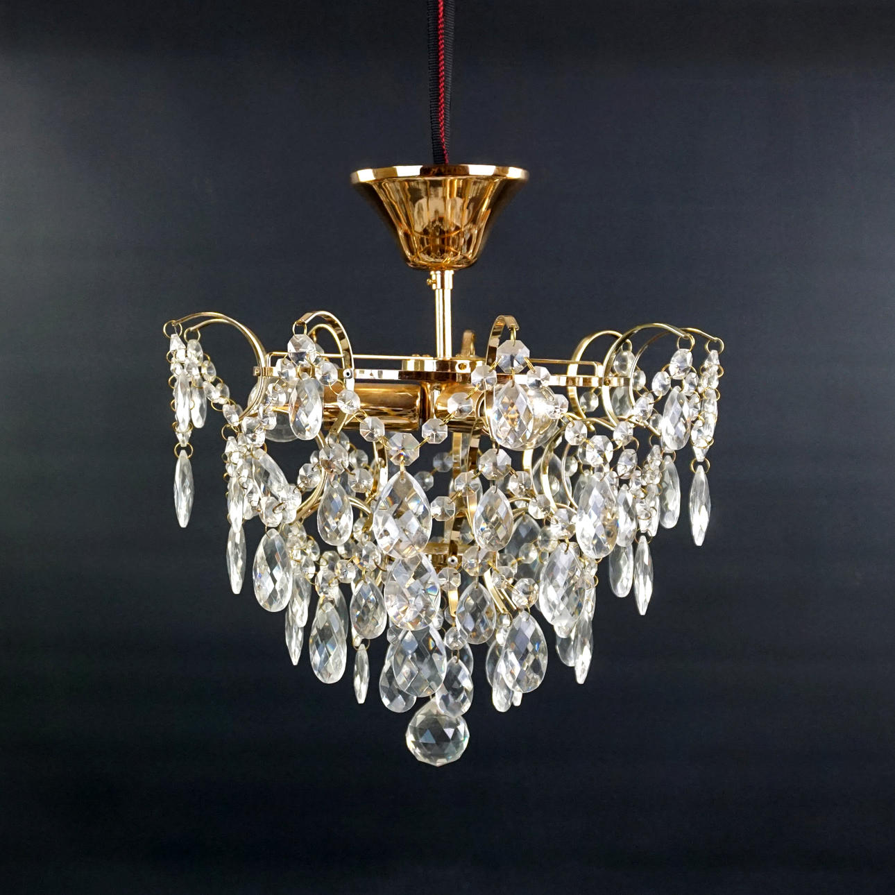 LYSEKRONE, Markslöjd, „Rosendal“, loftsmodel, moderne.