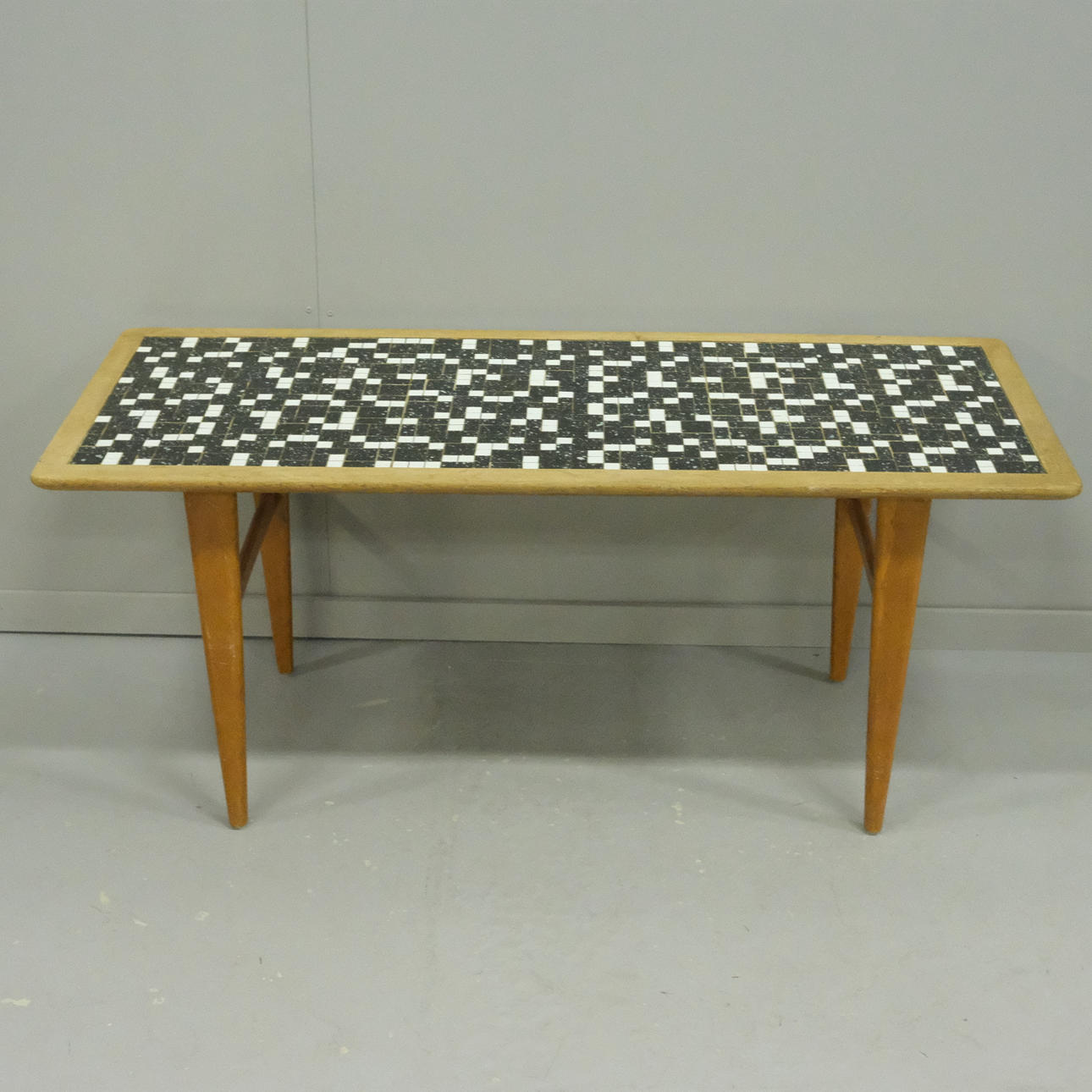 SOFFBORD MED MOSAIK, 1950-TAL.