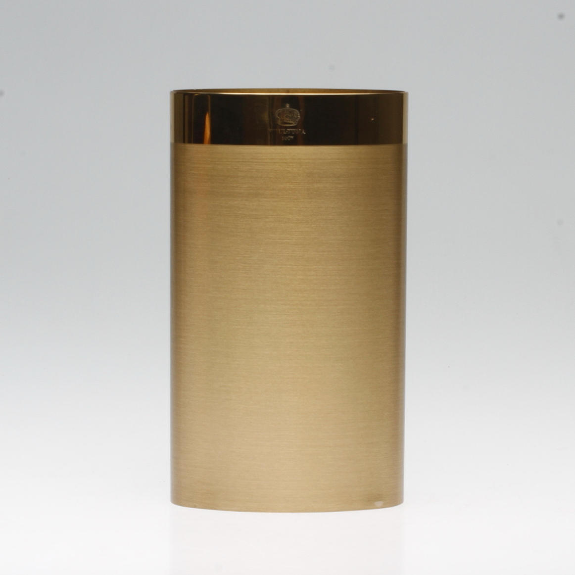 VAS, mässing, "Elegance", Mikael Kurpatow, Skultuna. 1900-talets andra hälft.