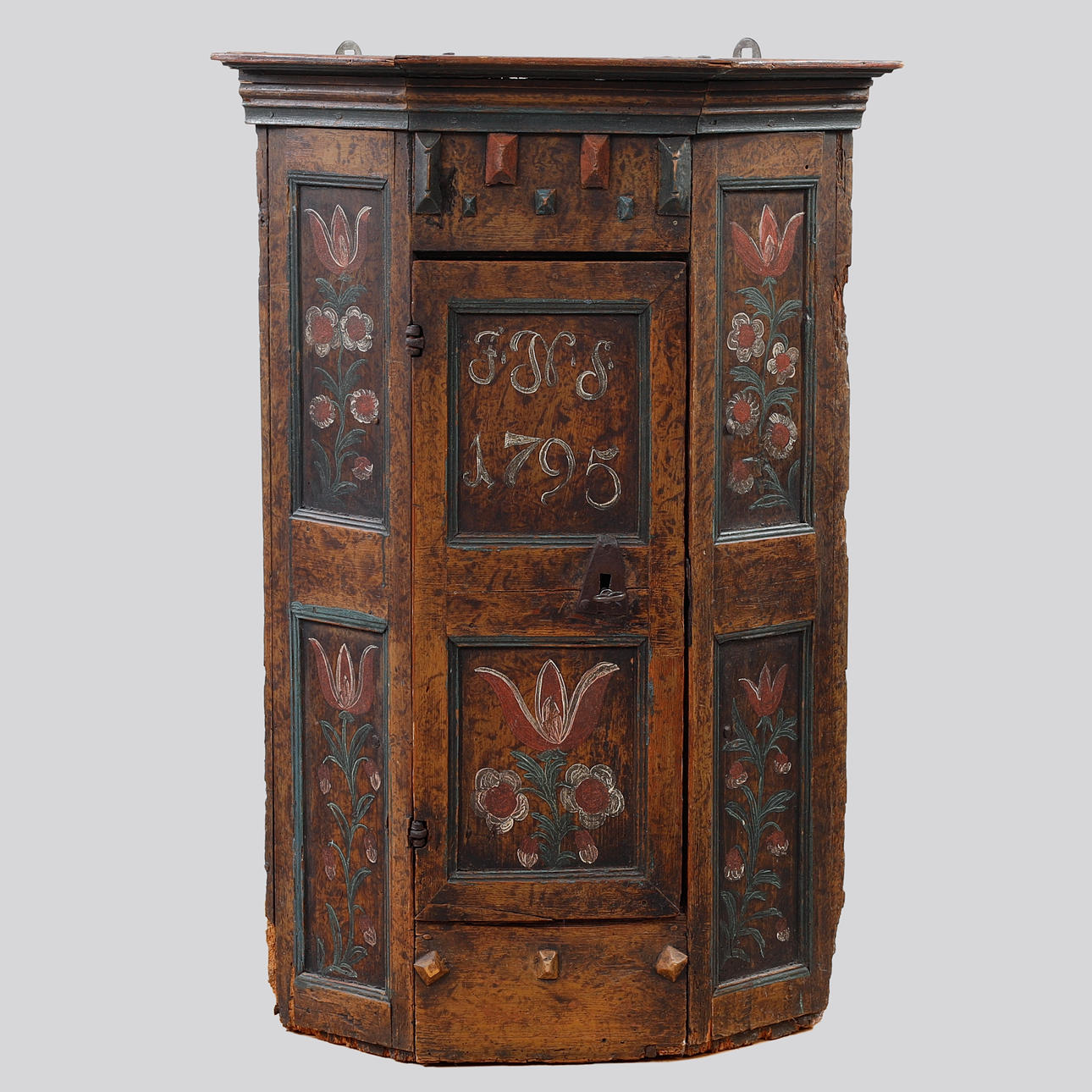 Vægskab, allmoge, dateret 1795.