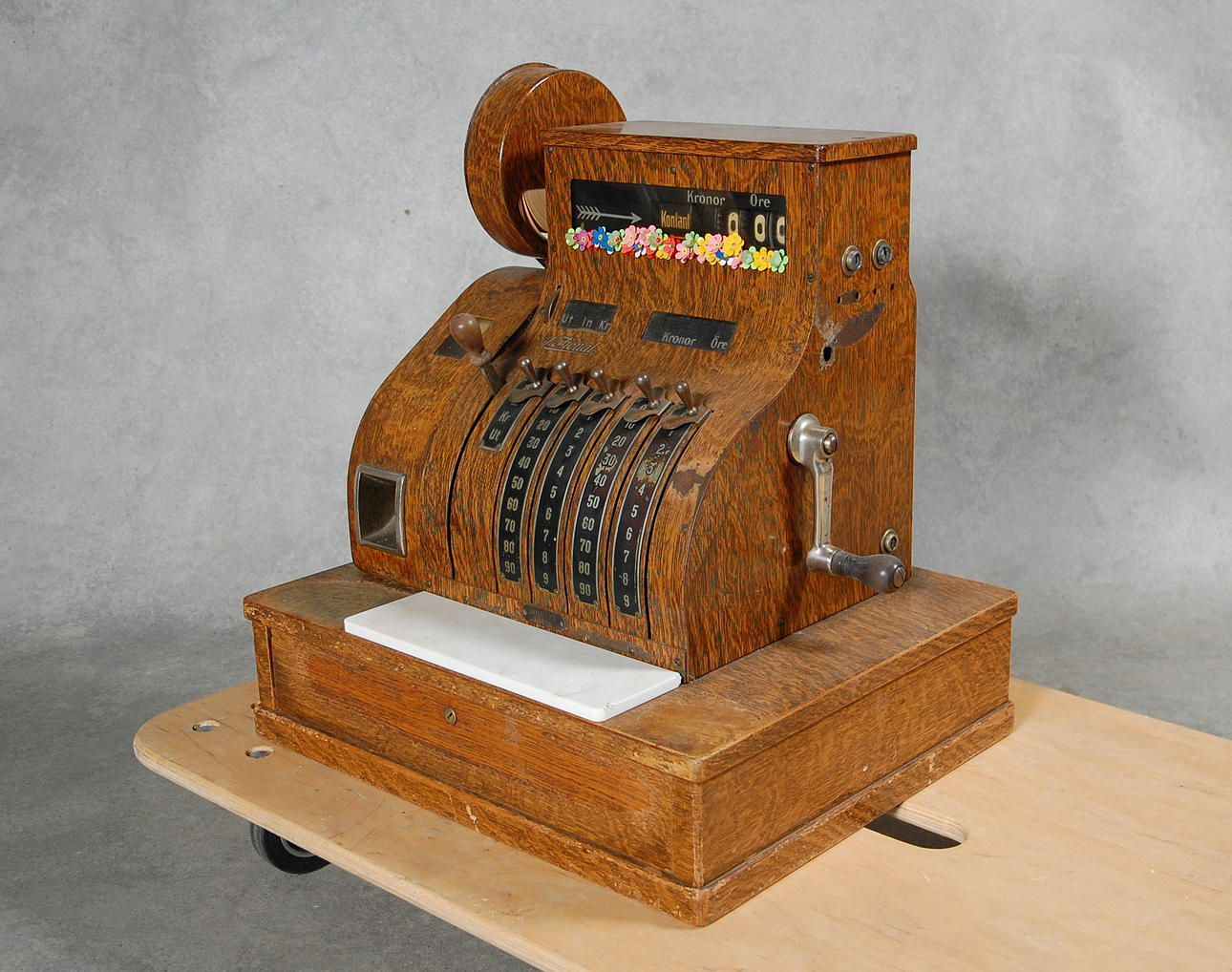 KASSAPPARAT, National.