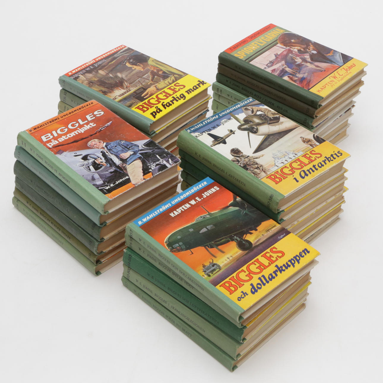 UNGDOMSBÖCKER, 30 st, Biggles.