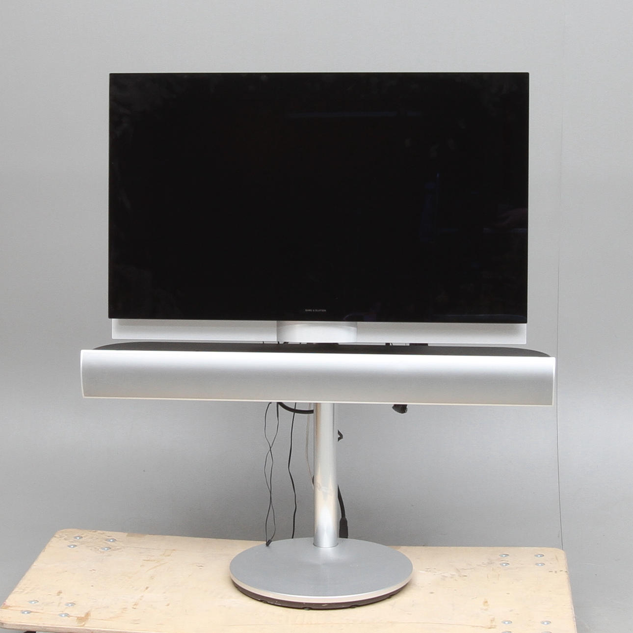 TV Beovision 7, 32 tum, med inbyggd DVD, Bang & Olufsen.