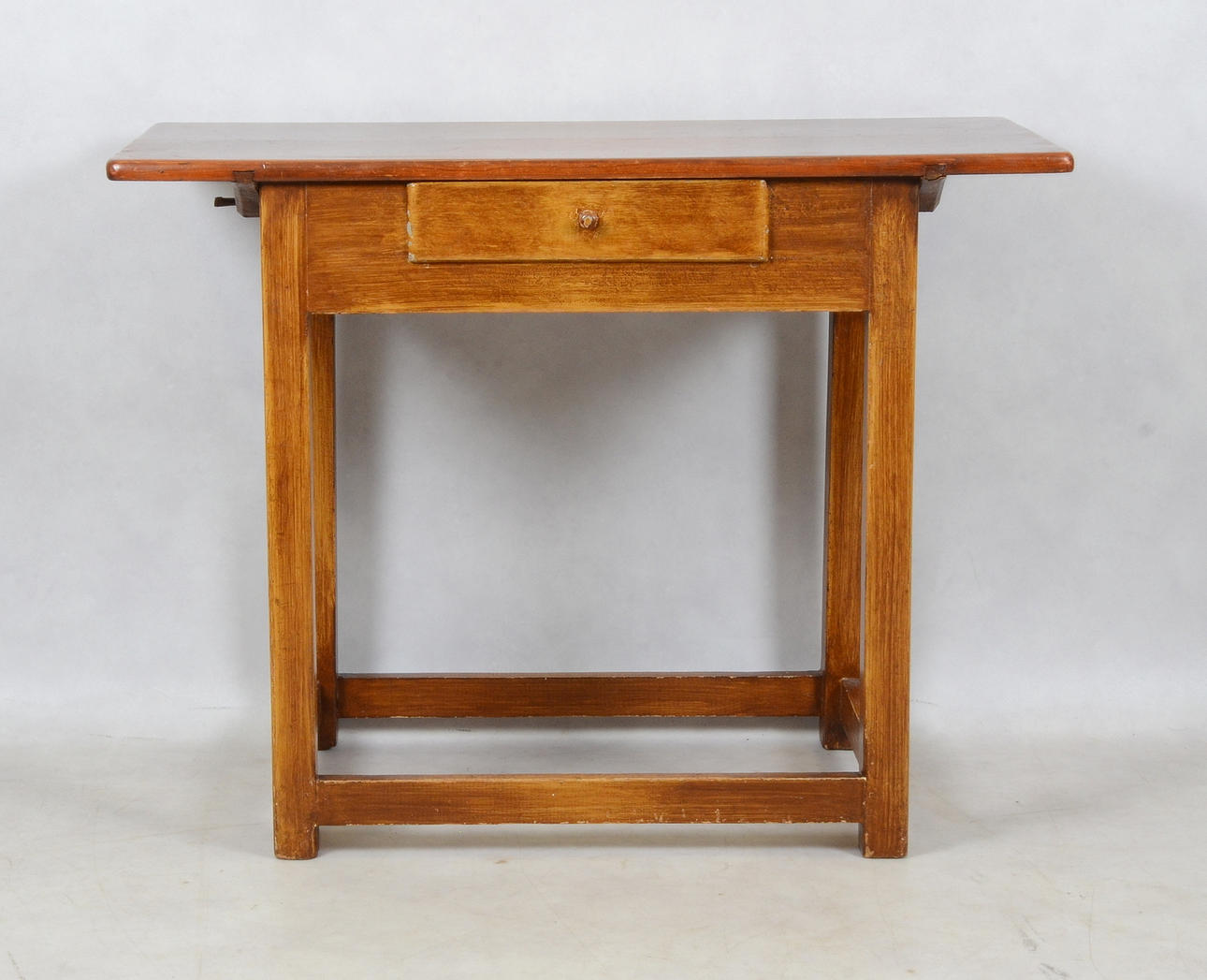 BORD med låda, trä/träpluggad, 18-/1900-tal.