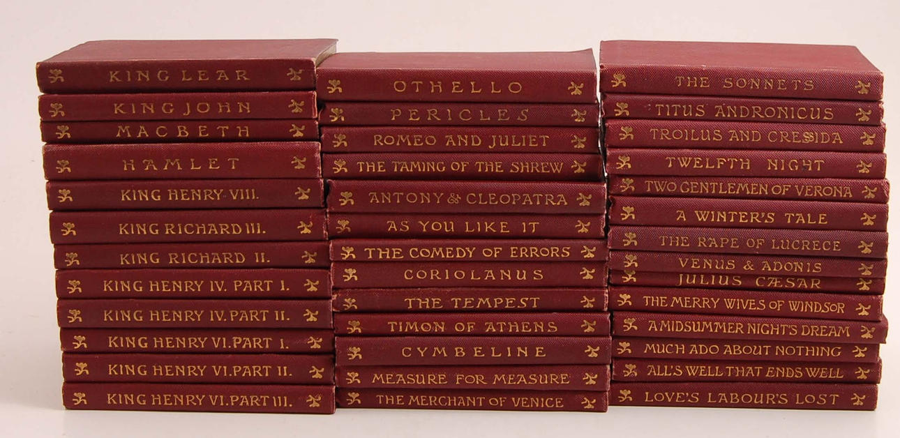WILLIAM SHAKESPEARE. The Temple Shakespeare. Willam Gibsons exemplar.