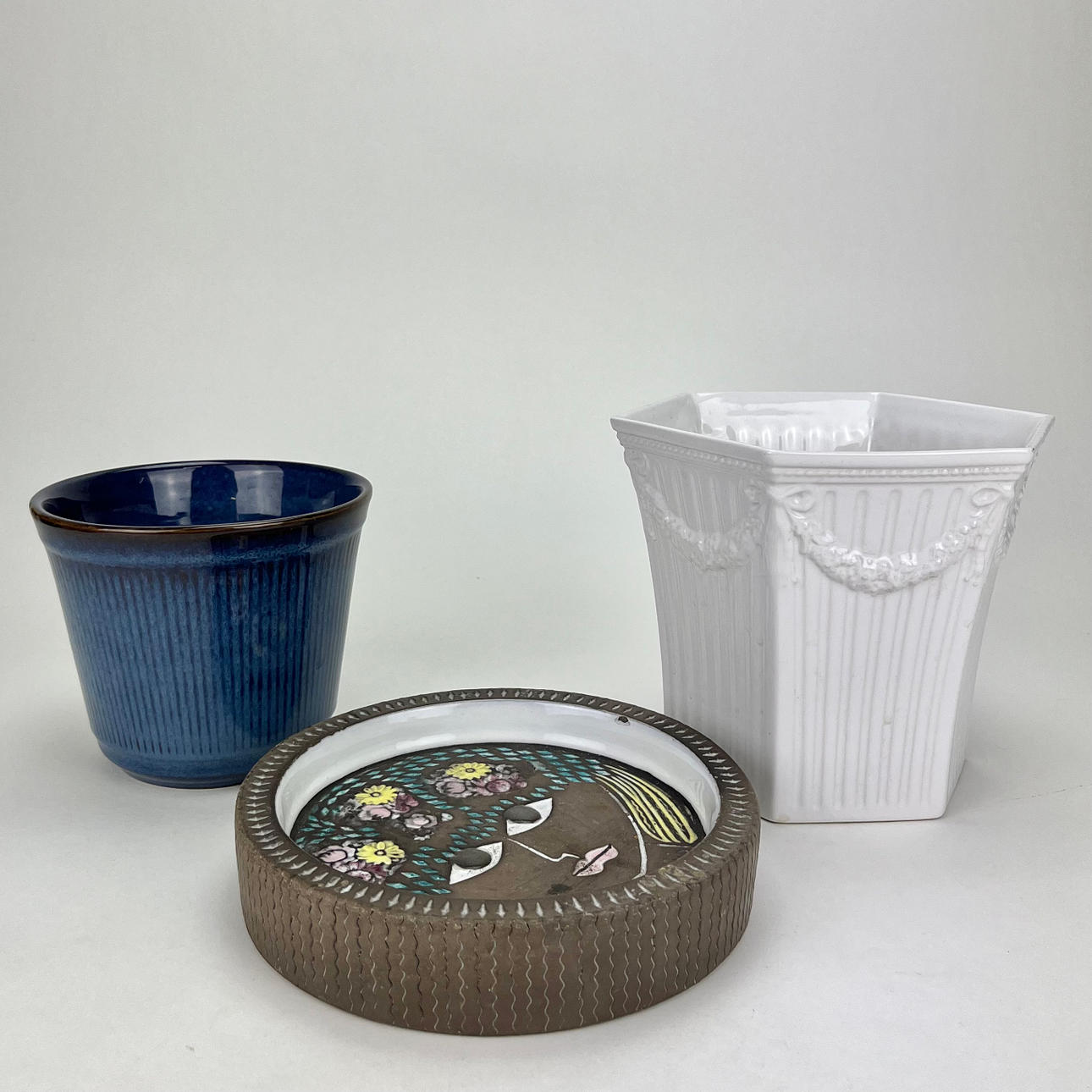 FAT OCH YTTERFODER, Upsala-Ekeby och YTTERFODER, "Empire 3", Gustavsberg.