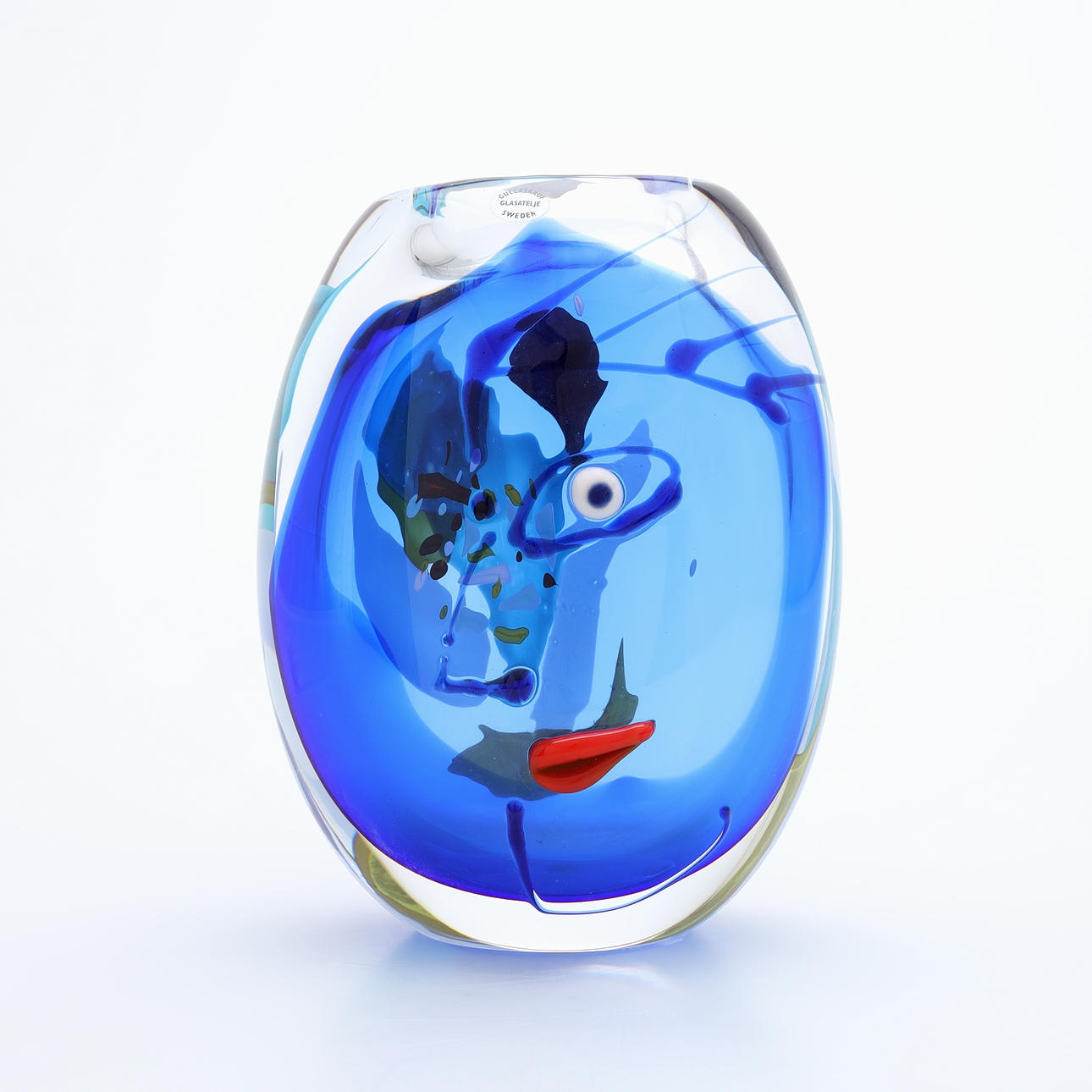 CARLOS R PEBAQUÉ. Vase, glass, Gullaskruf, signed.