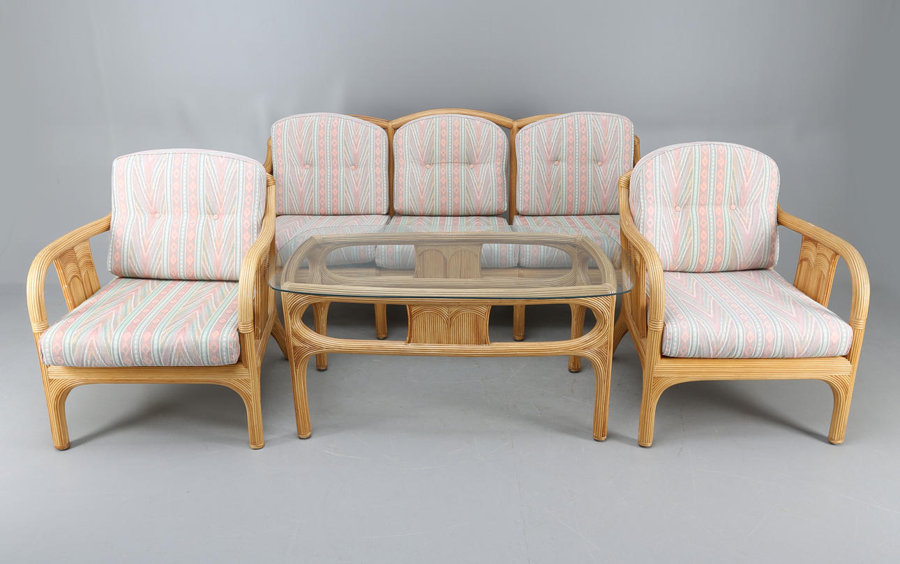 ROTTINGGRUPP MED GLASBORD, 4 delar, 1900-talets senare hälft.