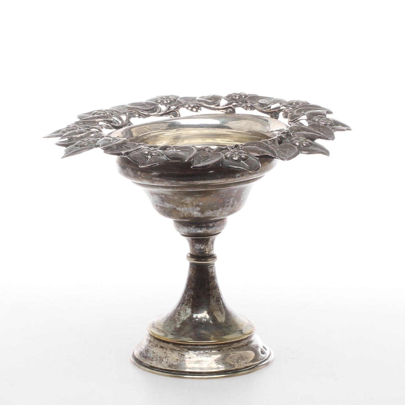 SKÅL PÅ FOT, silver, mästarstämpel K.W, Österrike-Ungern, 1800/1900-tal.