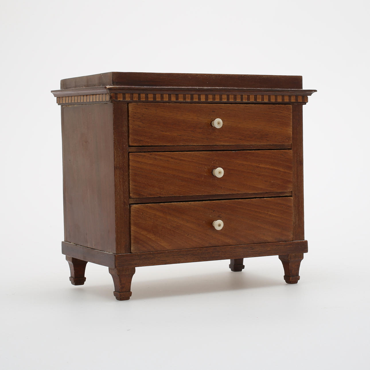 MINIATYRBYRÅ, 1800/1900-tal.