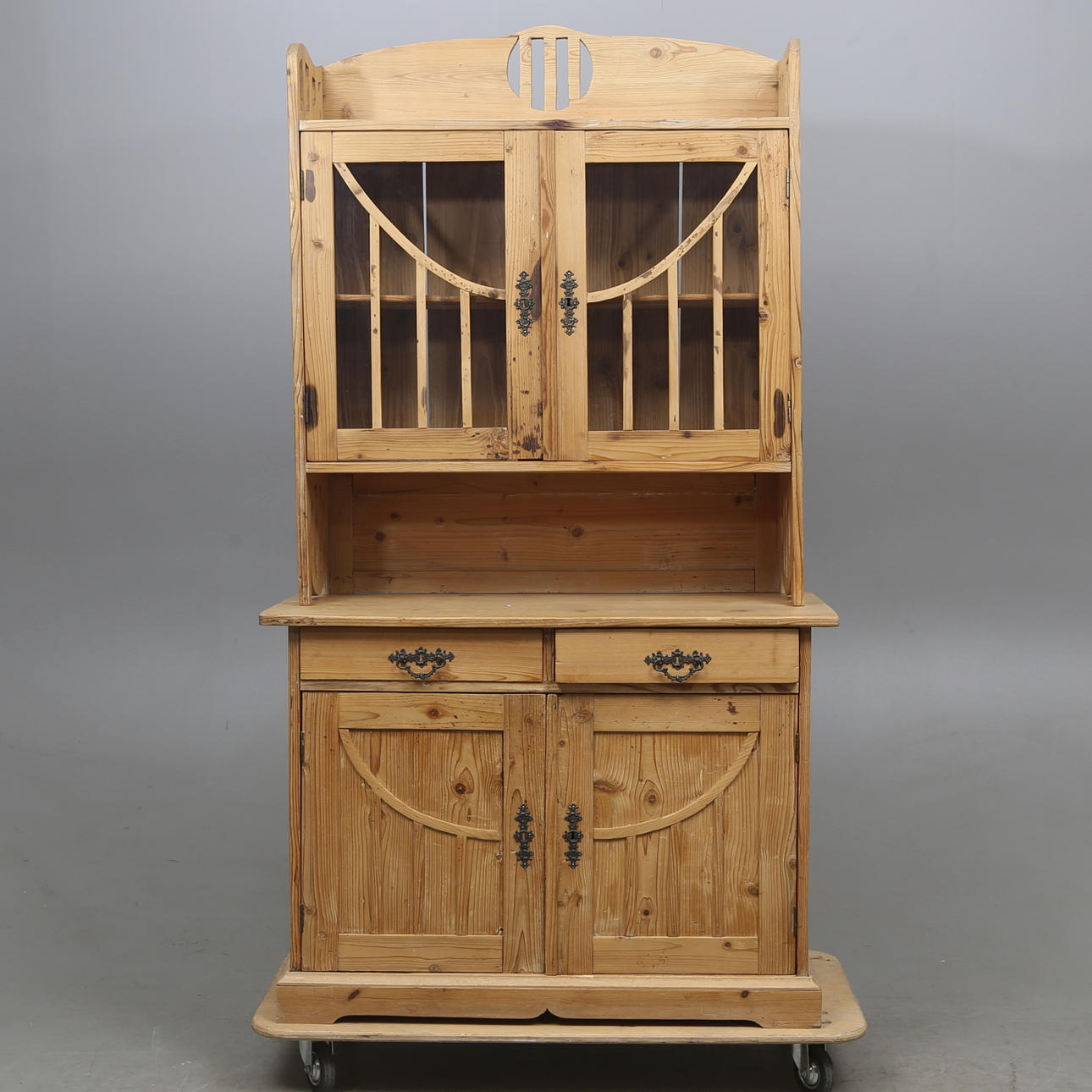 SKÅP, omkring 1900.