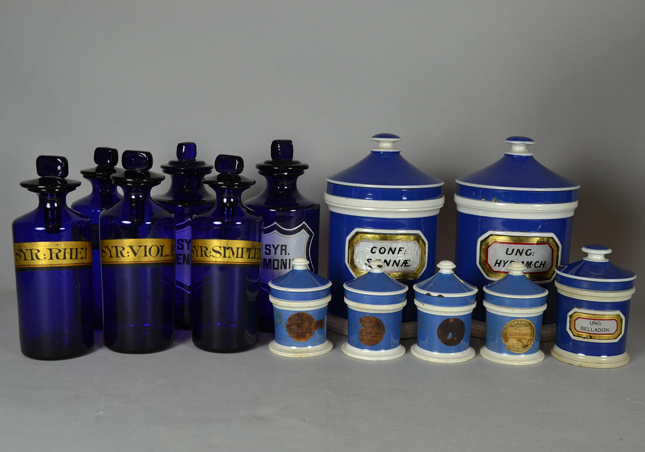 COLLECTION OF PHARMACY VESSELS.