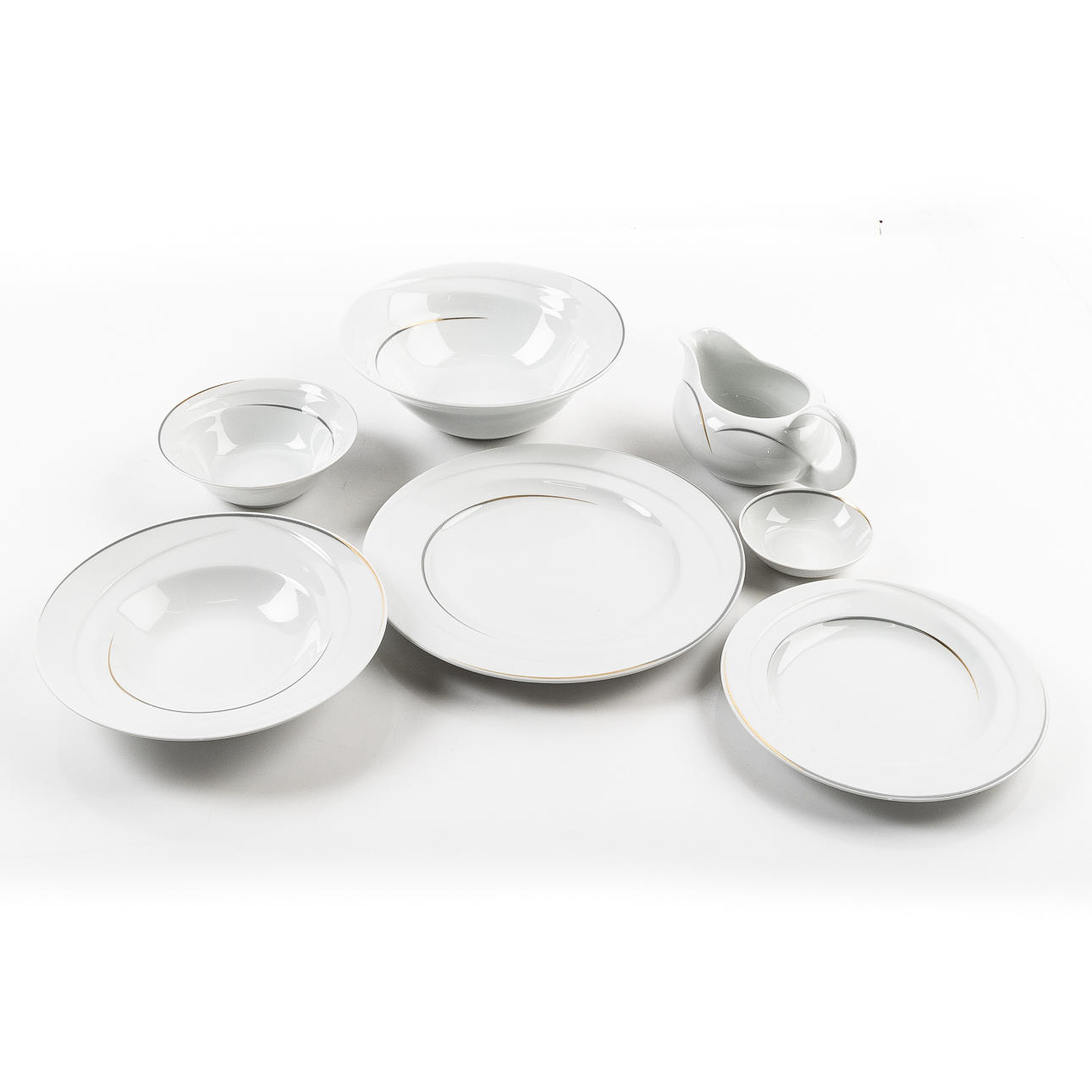 DINNERWARE, “Royal Estelle”, 52 pieces, Four-leaf clover, porcelain.