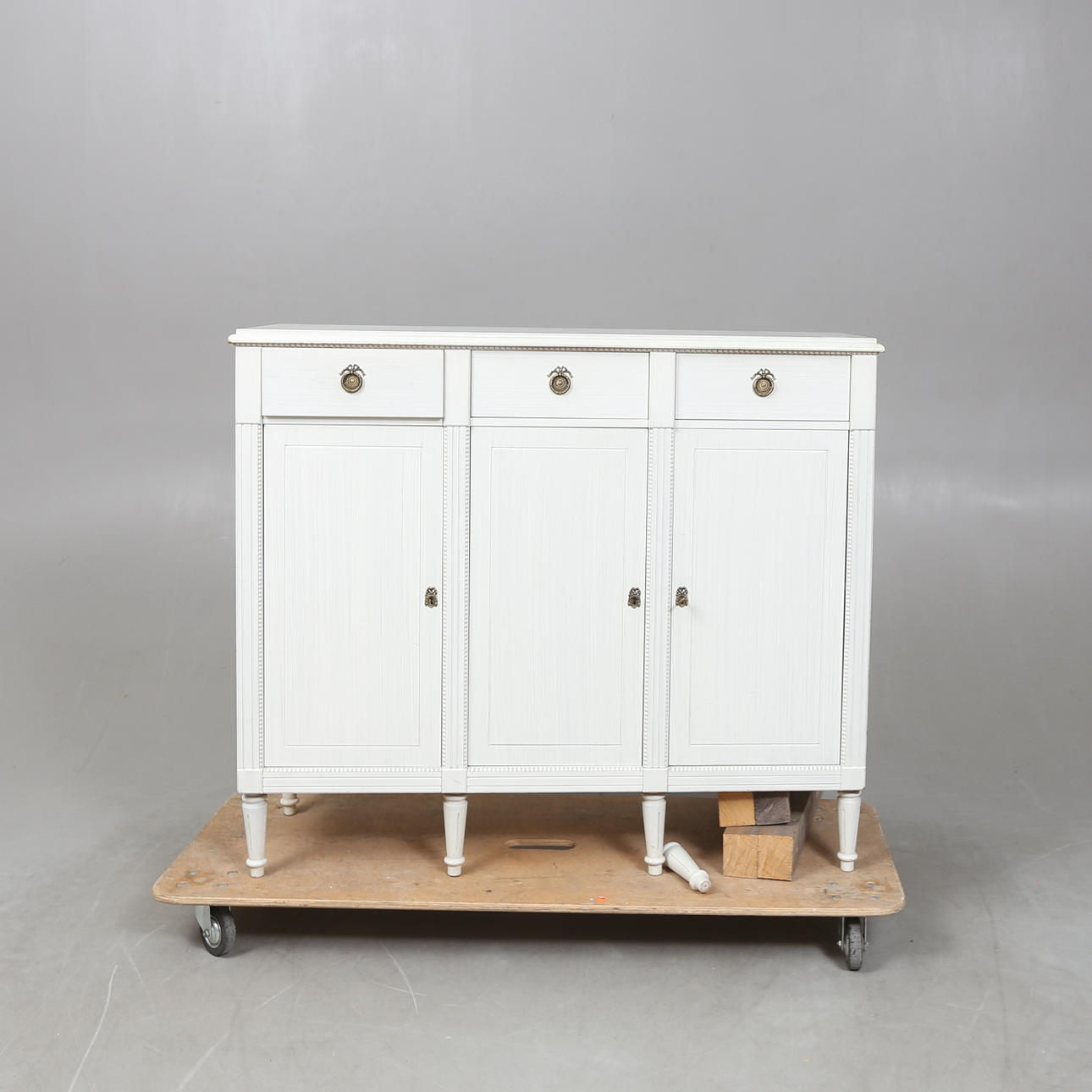 SIDEBOARD, "Signum Gustavus", Mio.