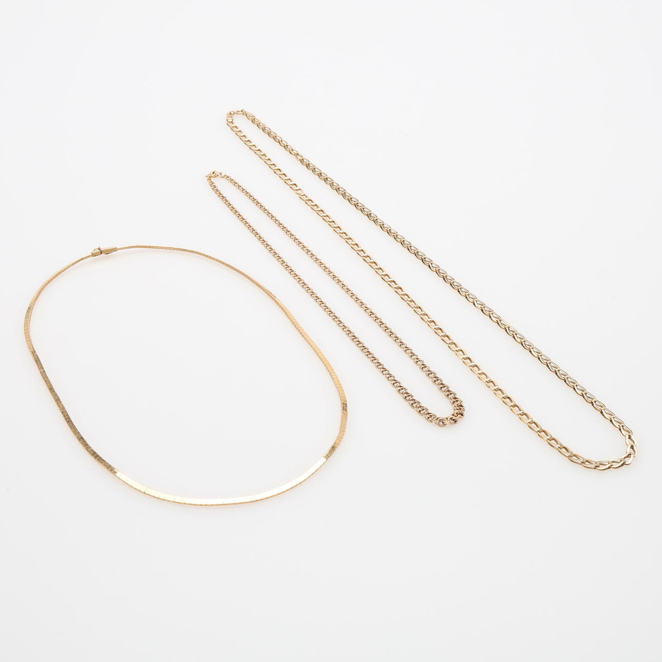 COLLIER, 3 ST, 18K GULD, Ca. 46,5 g.