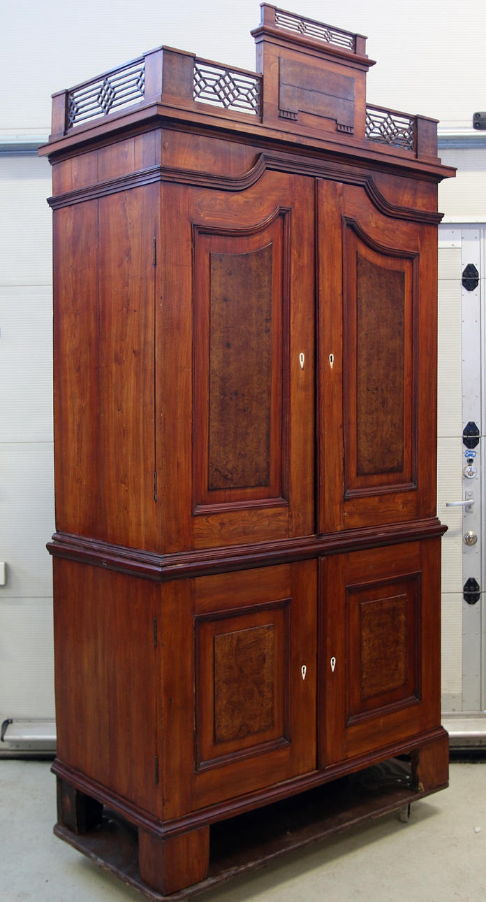 SKÅP, mahogny- och alrotsfanér, empire, 1800-tal.