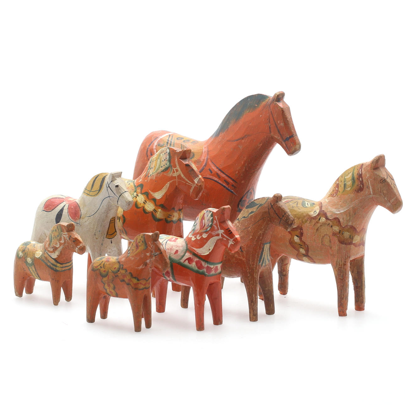 DALAHÄSTAR, trä, 8 st, 18/1900-tal.