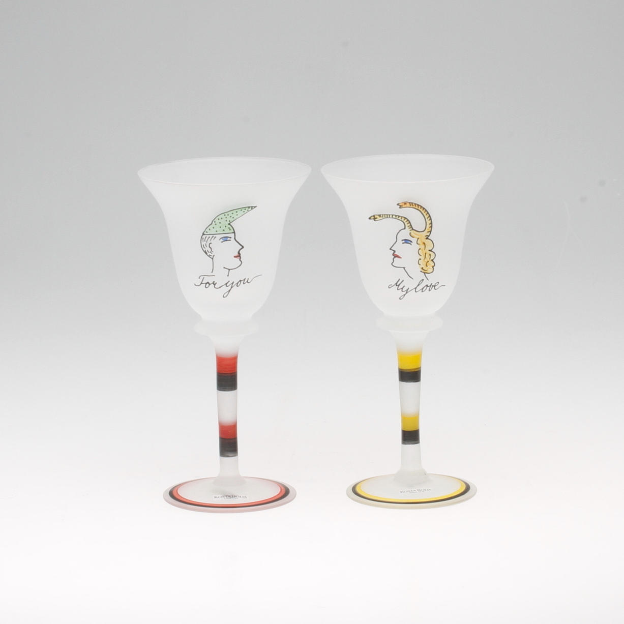 VINGLAS, 2 st, Ulrika Hydman-Vallien, Kosta Boda.