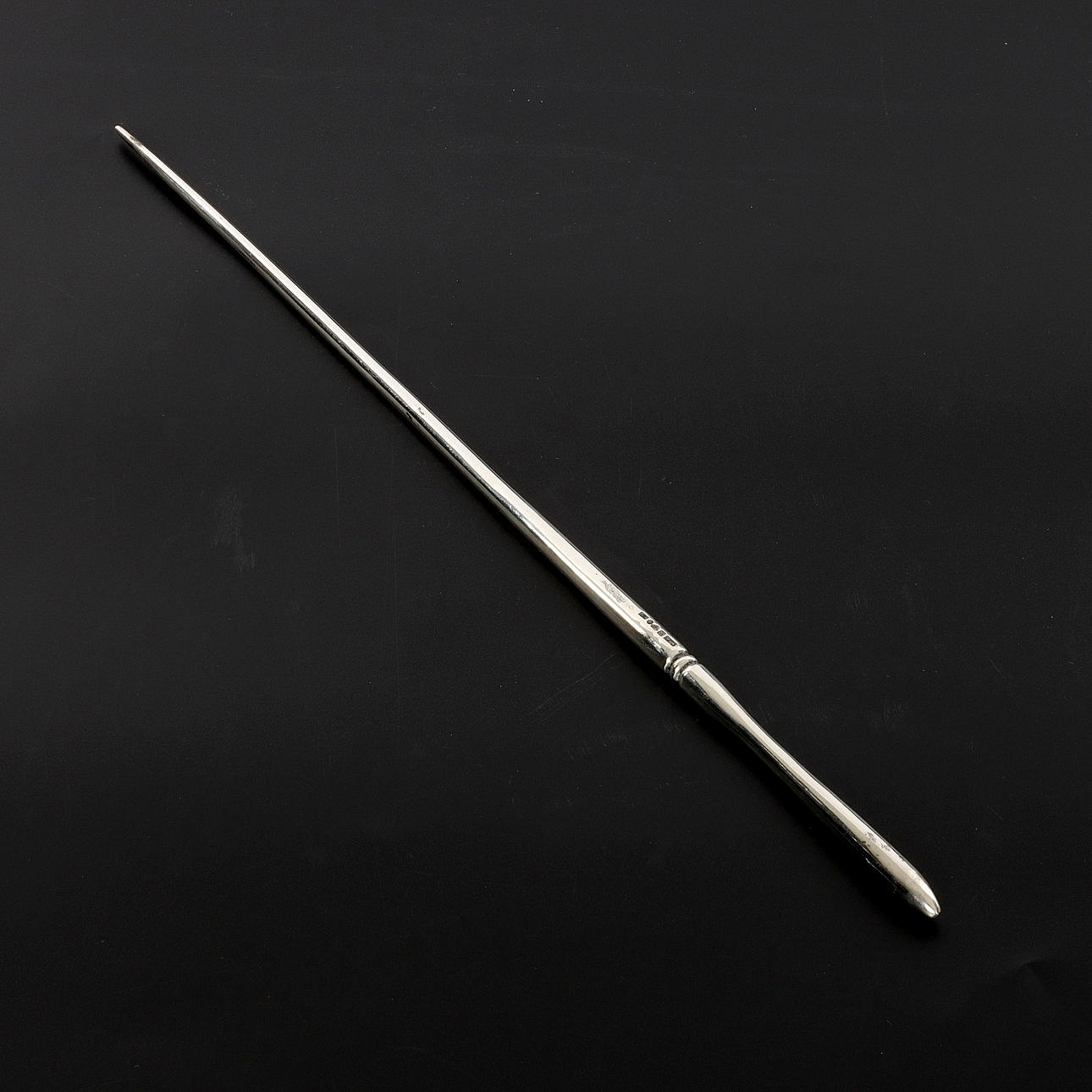 Zeigestab, Silber, 1957.