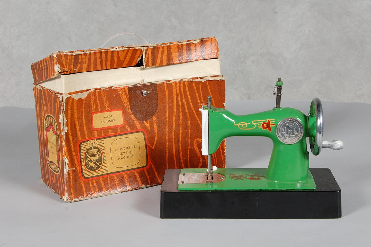 SYMASKIN, 1950-tal, originalkartong.