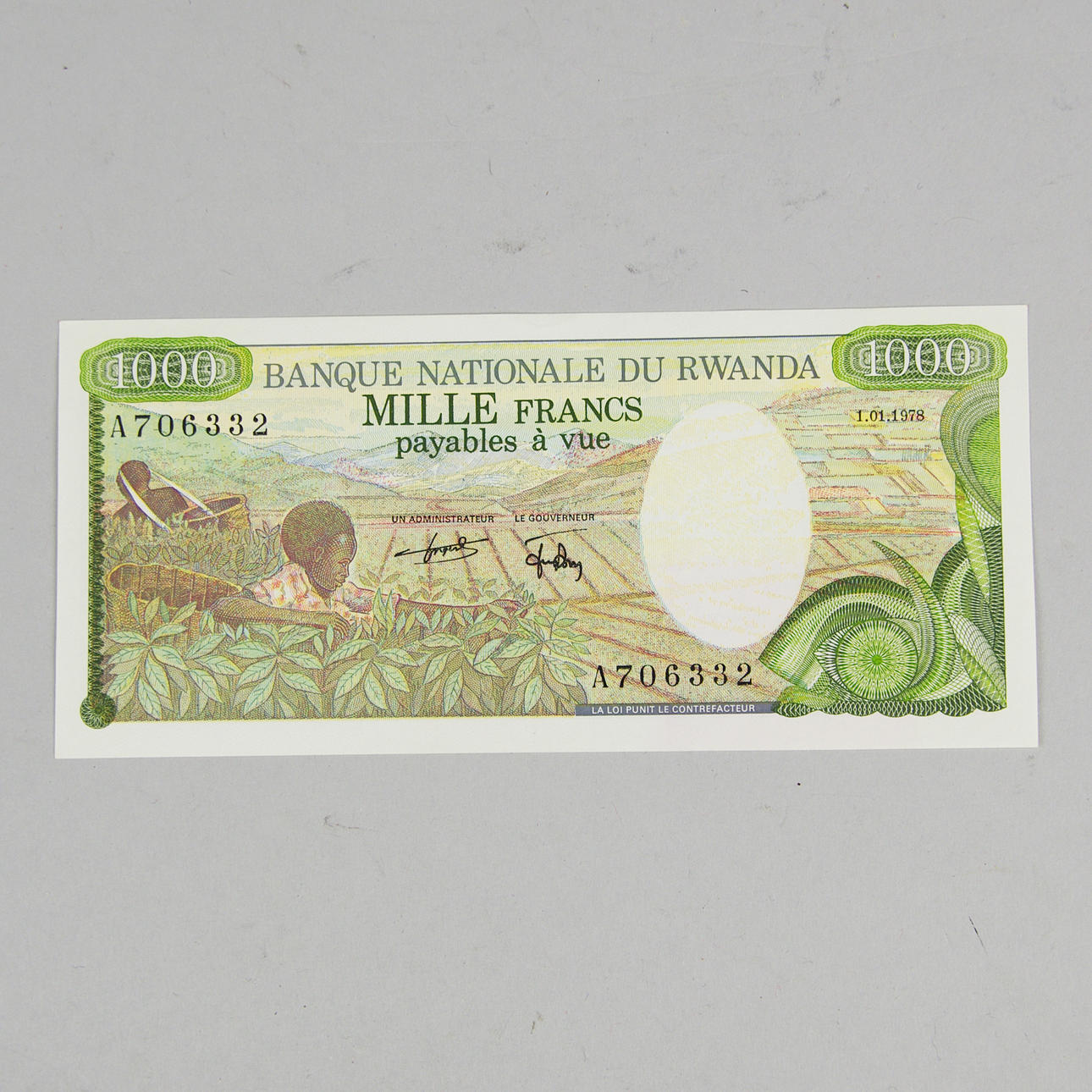 SEDLAR, 2 stycken, Banque Nationale du Rwanda.