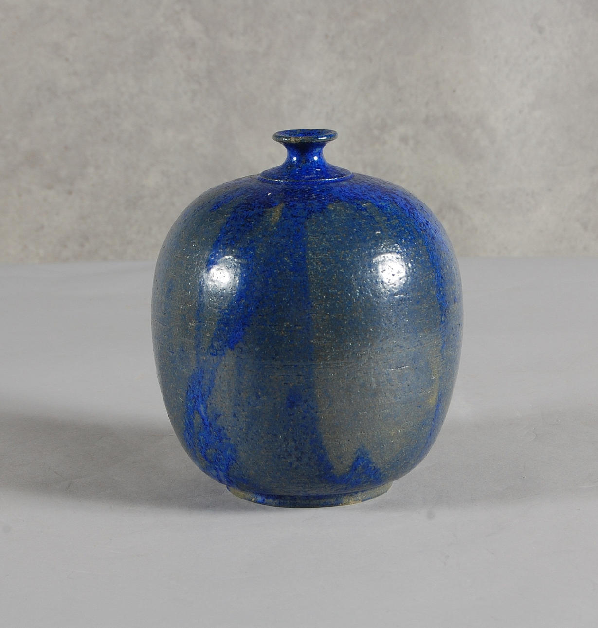 URNA, keramik, signerad Mia Norén.