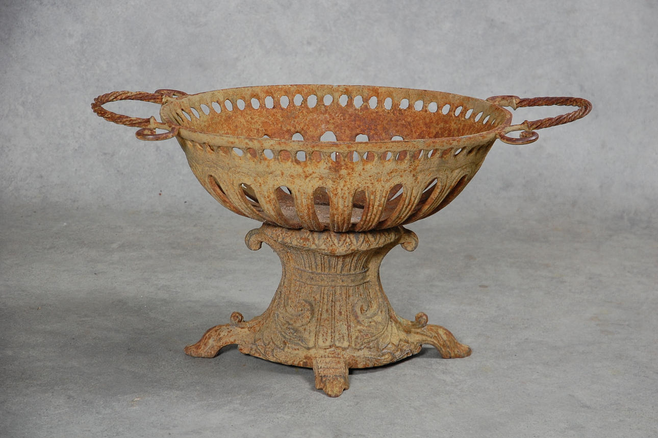 TRÄDGÅRDSURNA, gjutjärn, 1900-tal.