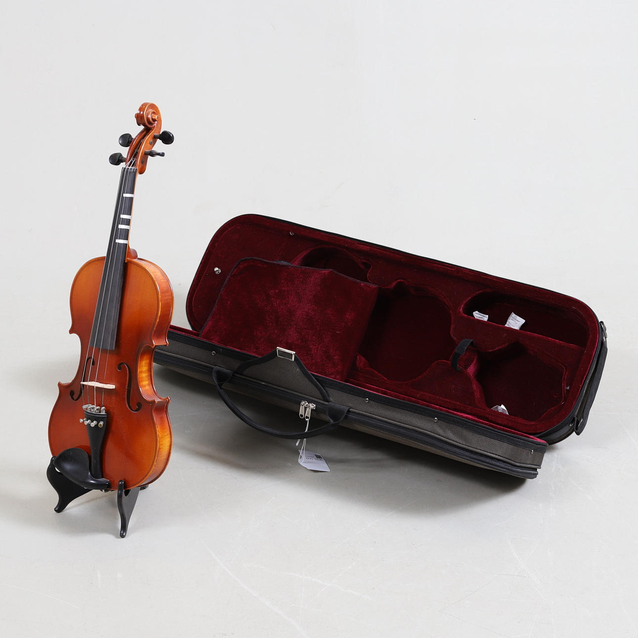 Geige mit Tasche, Roderich Paesold, Bubenreuth, 2000.