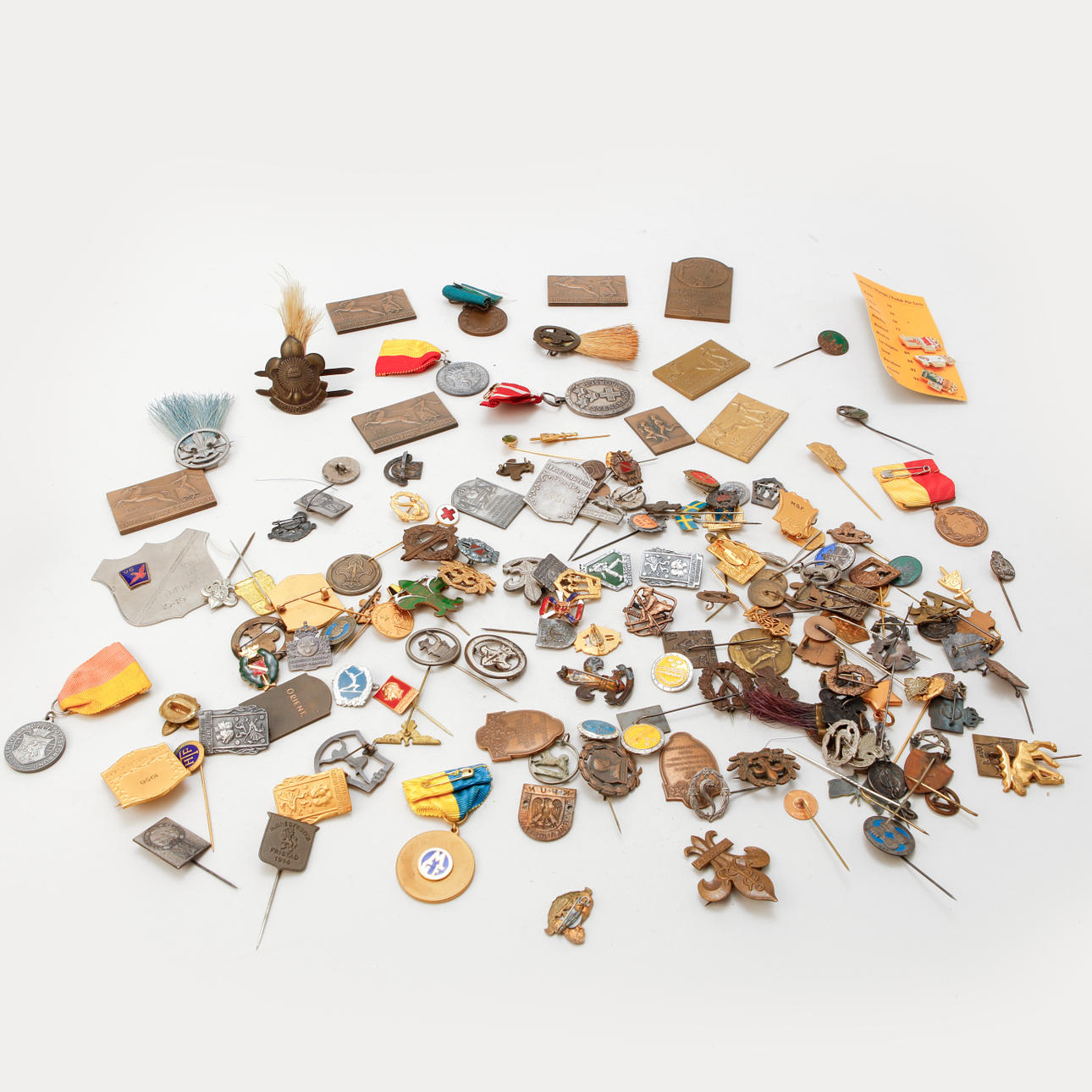 PINS, NÅLAR och BROSCHER, diverse.