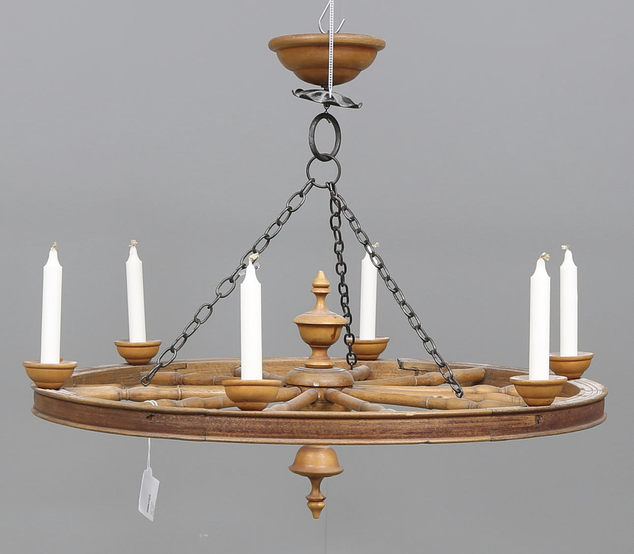 TAKKRONA, 1900-talets första hälft, diameter ca. 62 cm.