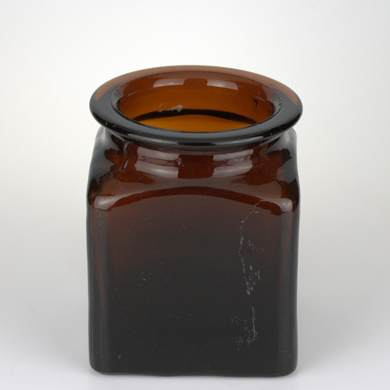 GLASBURK, brunt glas, 1900-tal.