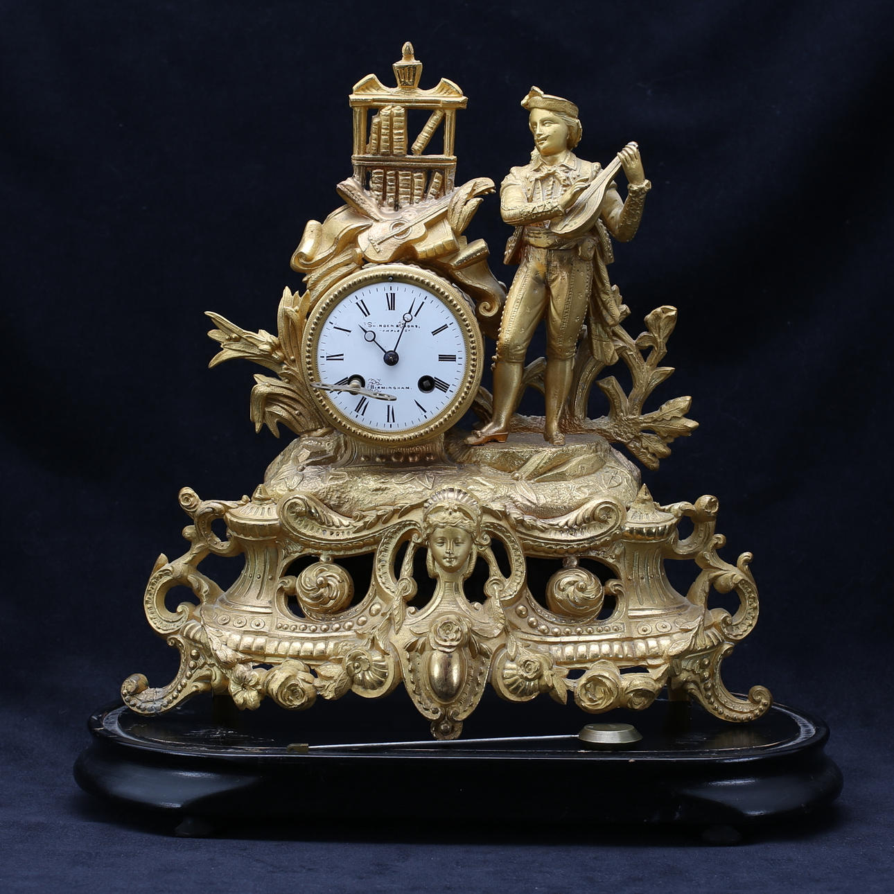 BORDSPENDYL, förgylld metall, P.H. Mourey, Frankrike, 1800-tal.