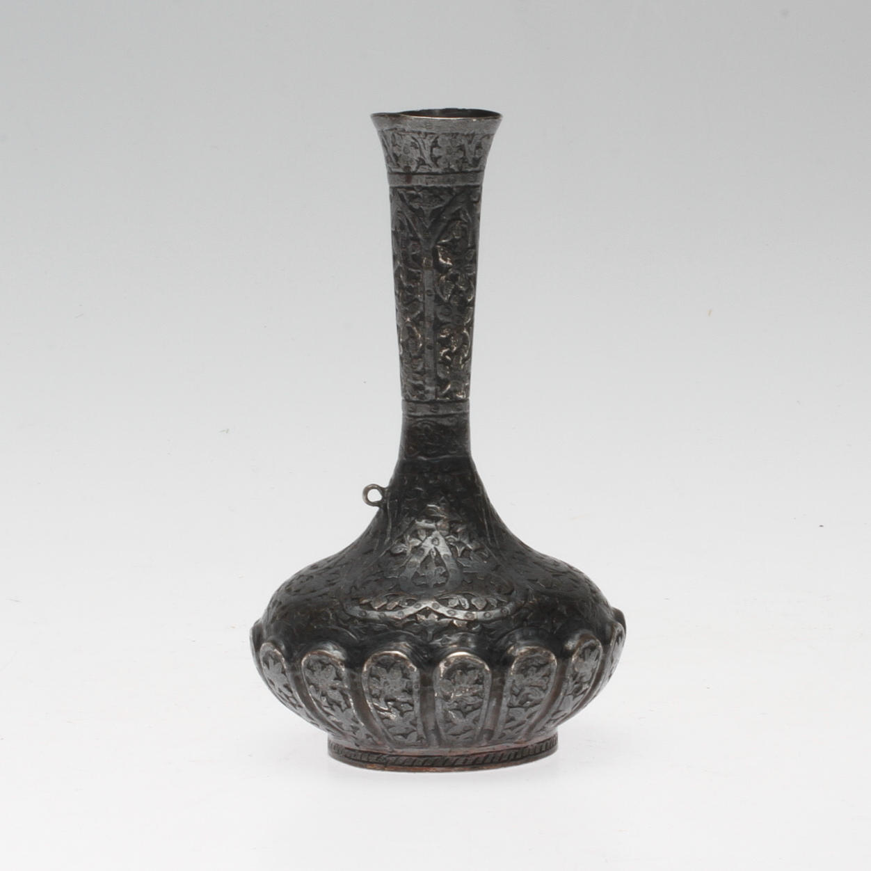 VAS, silver, orientalisk, 1900-tal.