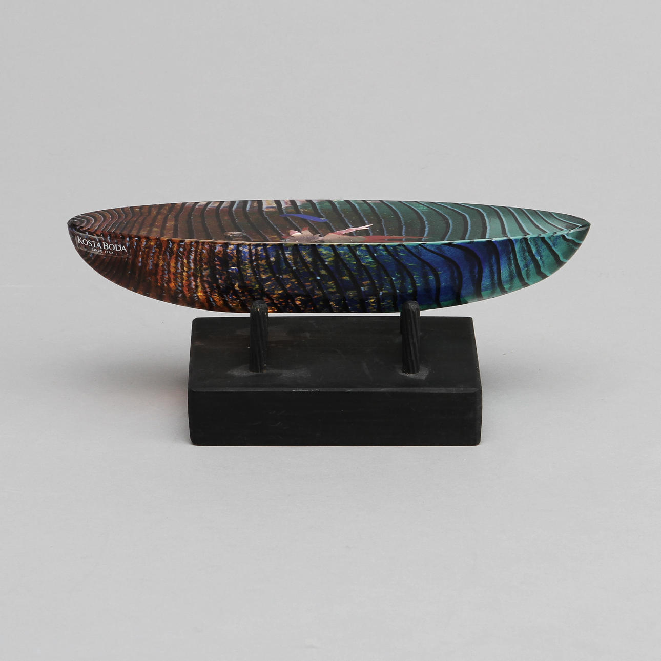 SKULPTUR, i form av båt, glas, Bertil Vallien, Kosta Boda.