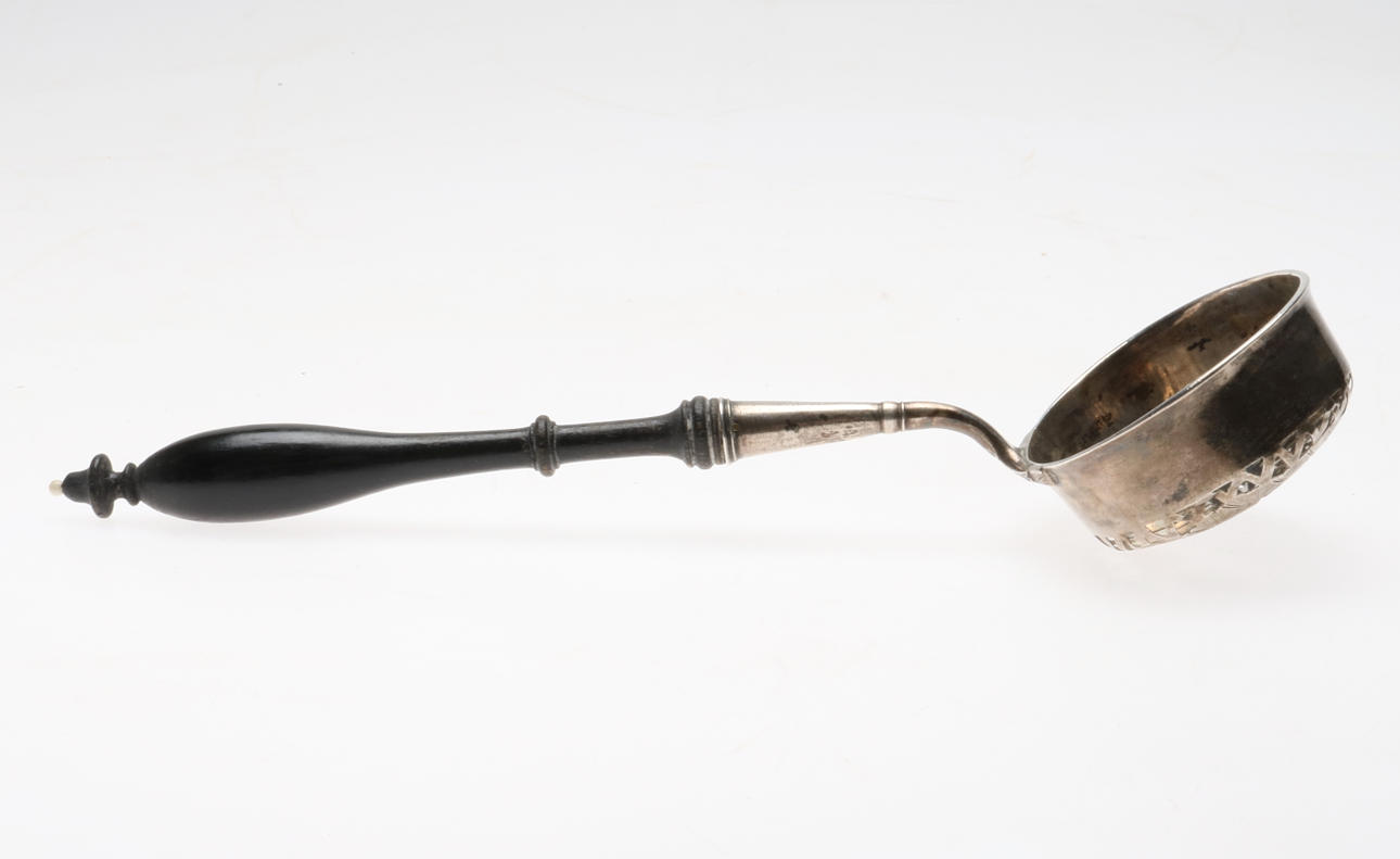 STRÖSOCKERSKED, silver, Jacob Fick, Kristianstad, 1800-talets början.