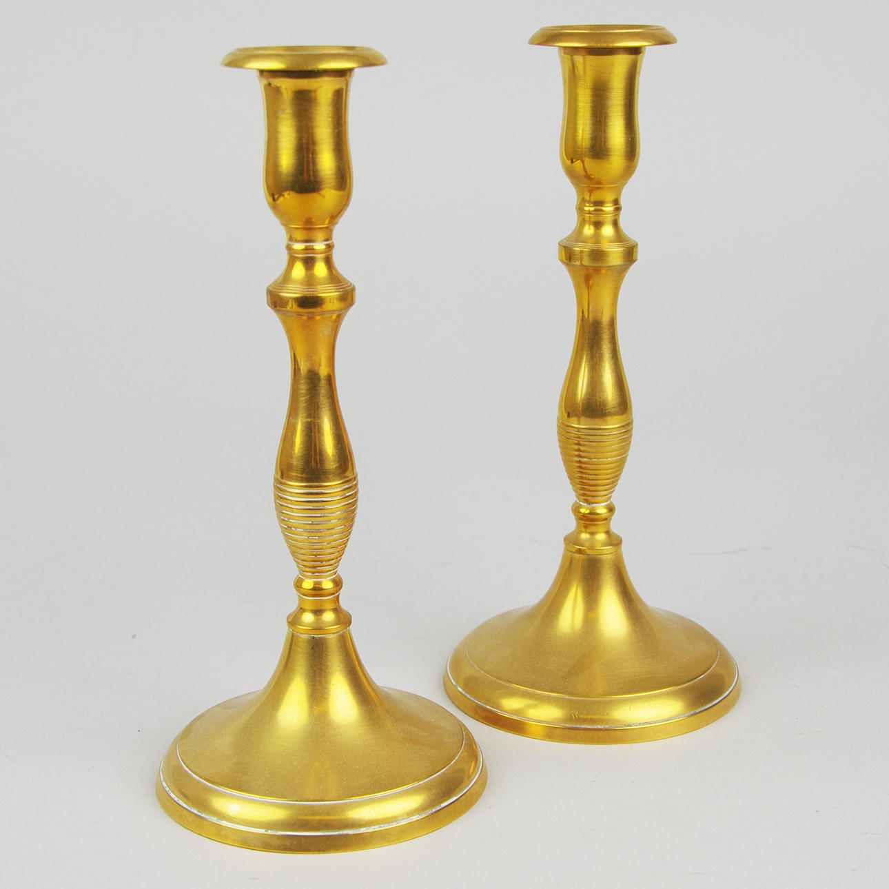 LJUSSTAKAR, 1 par, mässing, Skultuna bruk, no 16.