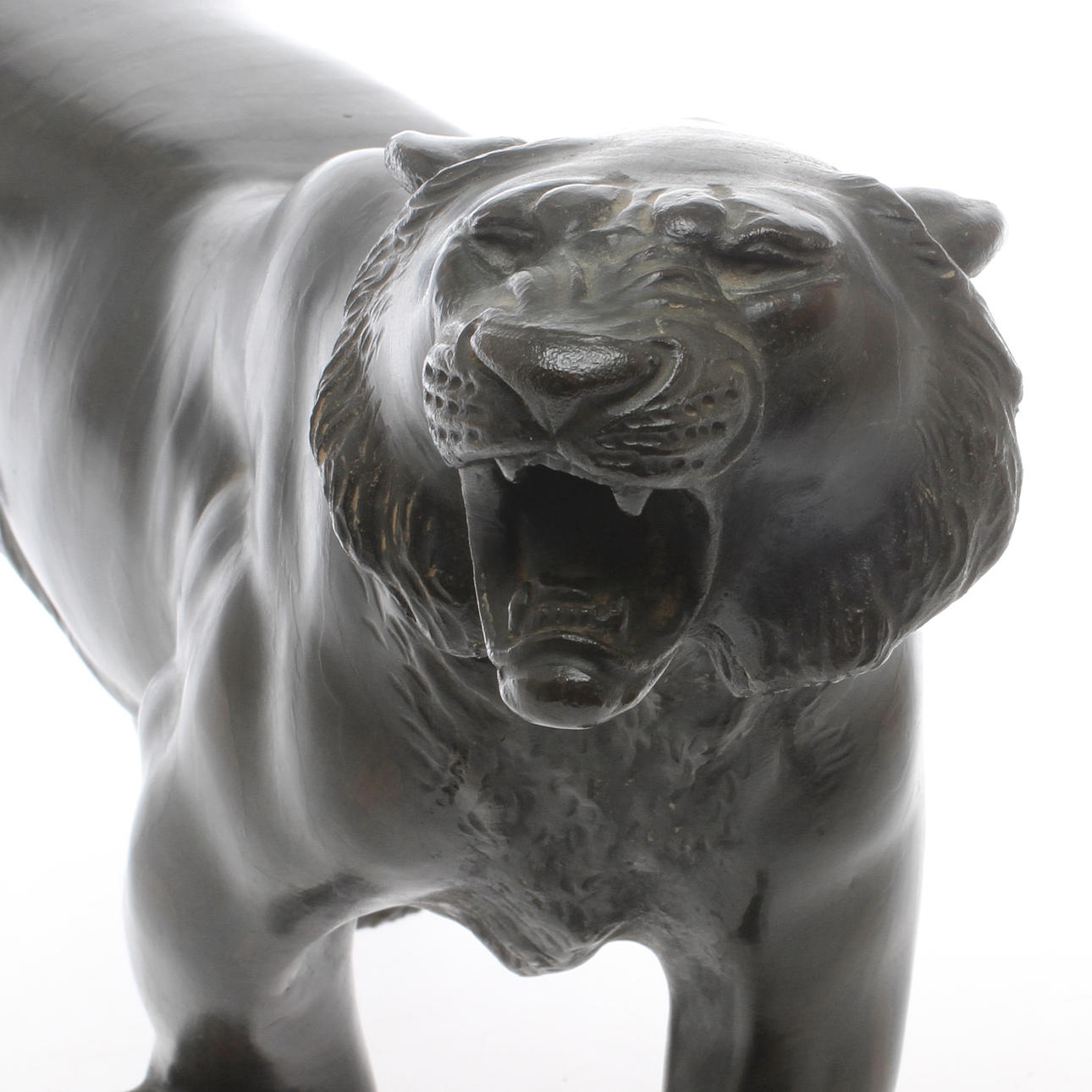 SKULPTUR, Tiger, brons, orientalisk, troligen 1900-tal.