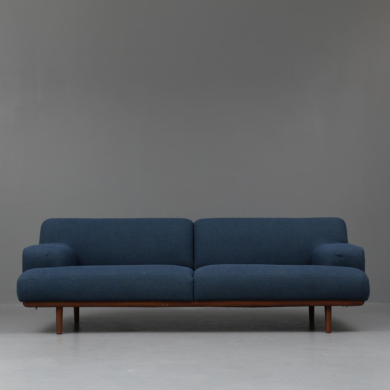 GLISMAND & RÜDIGER. A sofa, “Madison”, Bolia, Denmark.