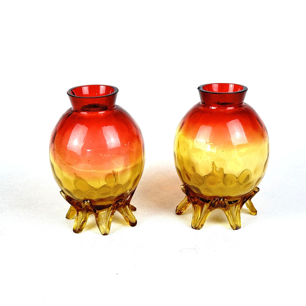 PARI AMBERINA-LASIMALJAKOITA.