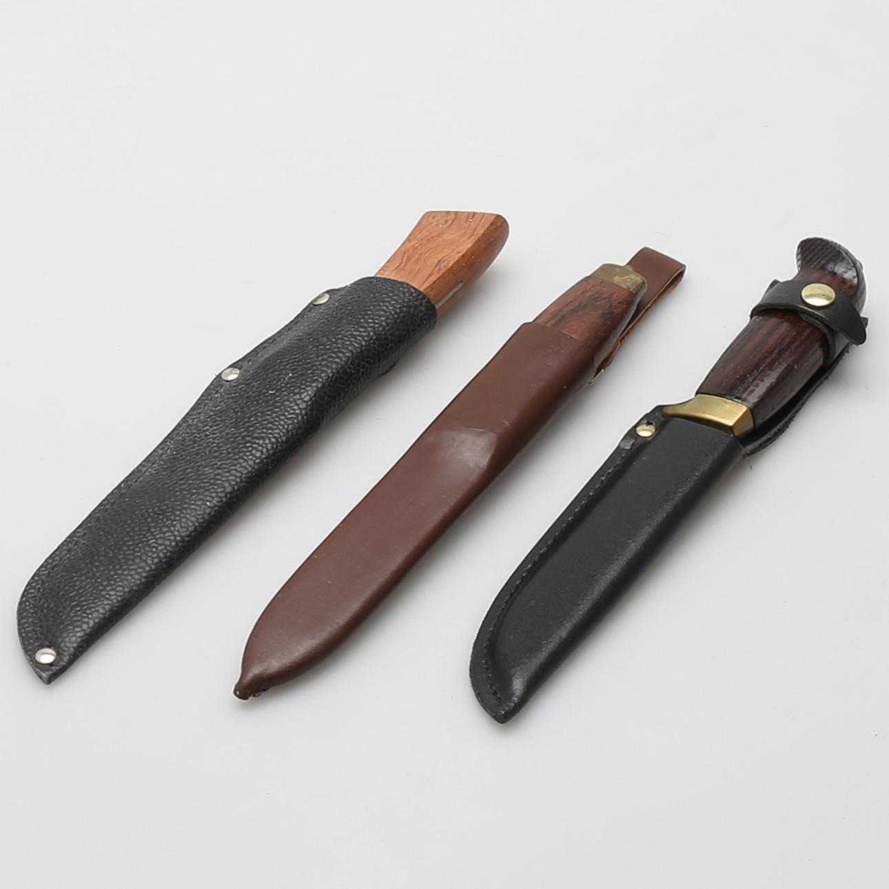 KNIVAR, 3 st, Sverige, KJ Mora, Frosts Mora, 1900-tal.