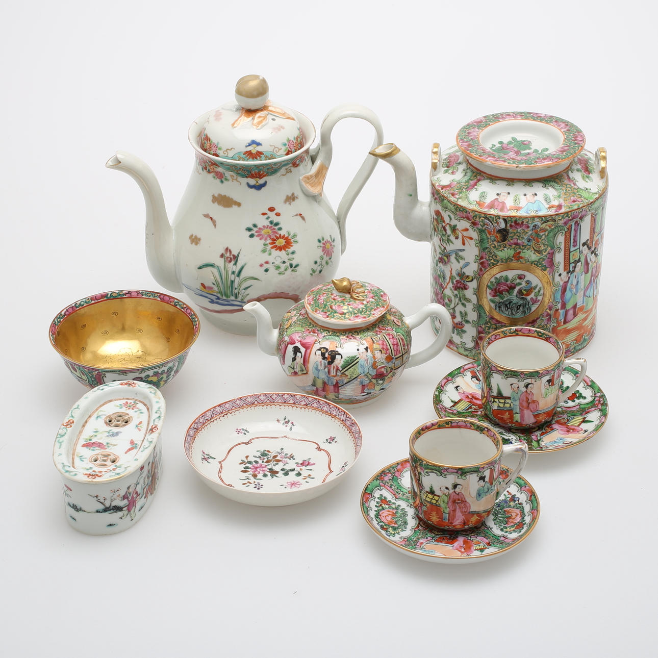 PORSLIN, 10 delar, orientaliskt.