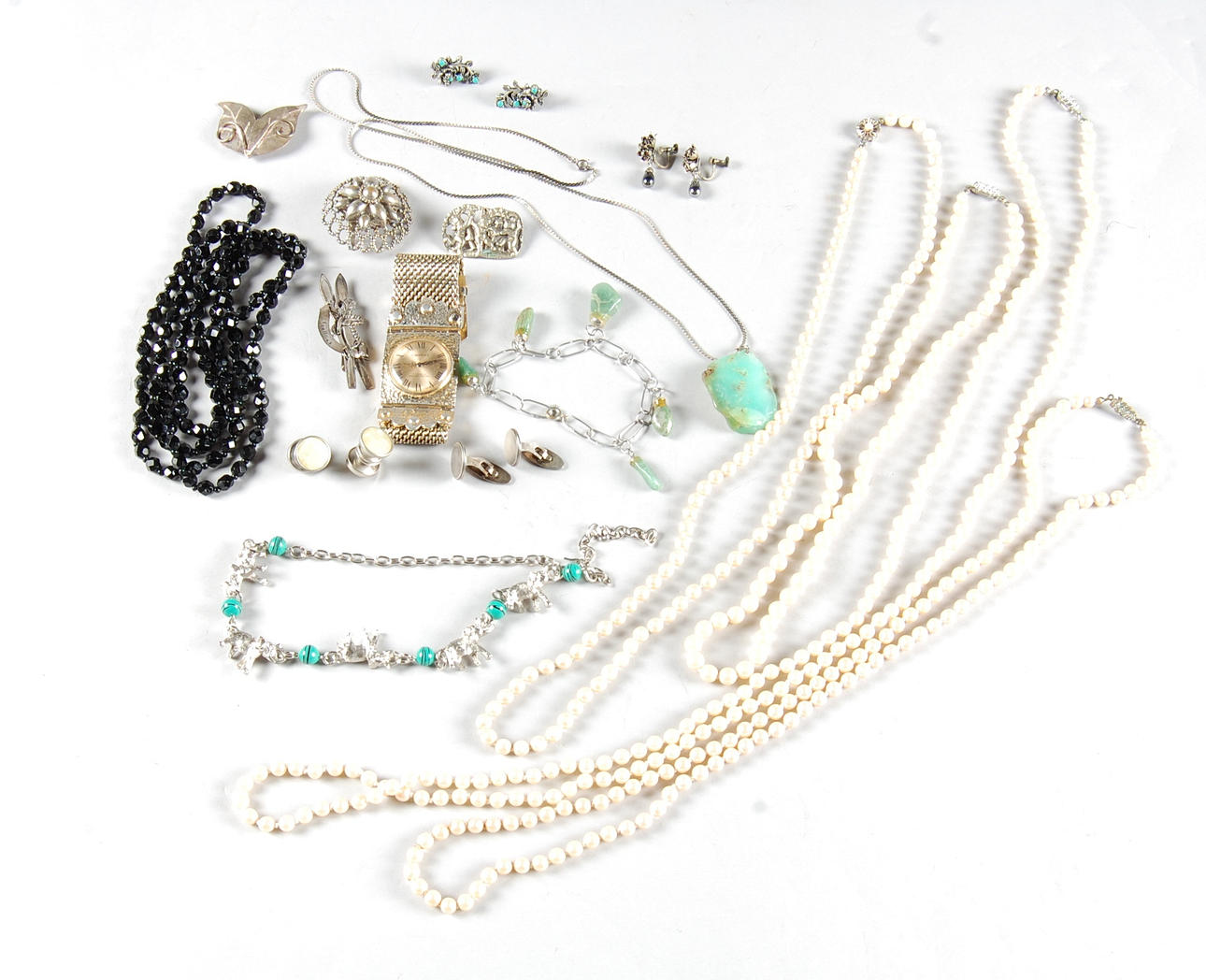 BIJOUTERIER, 17 delar.