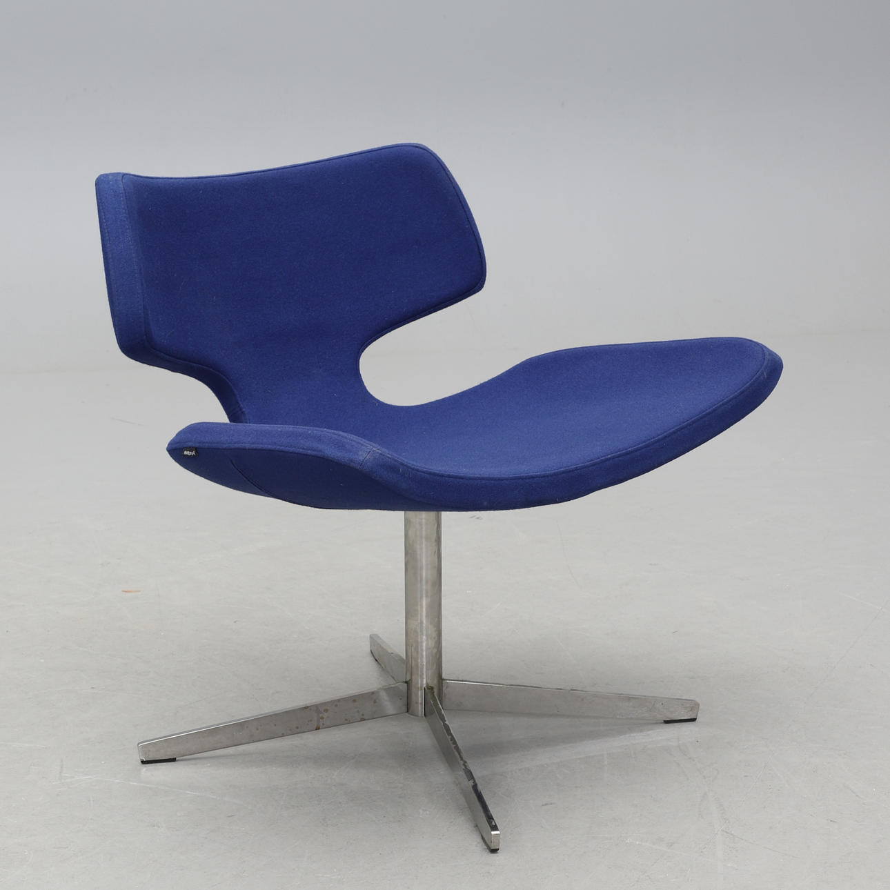 STEINAR HINDENES. Fåtölj, "Bone", Materia, 2000-tal.